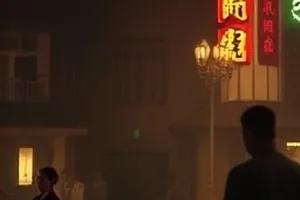 《长夜将尽》横版封面，深夜写字楼走廊尽头的一盏应急灯